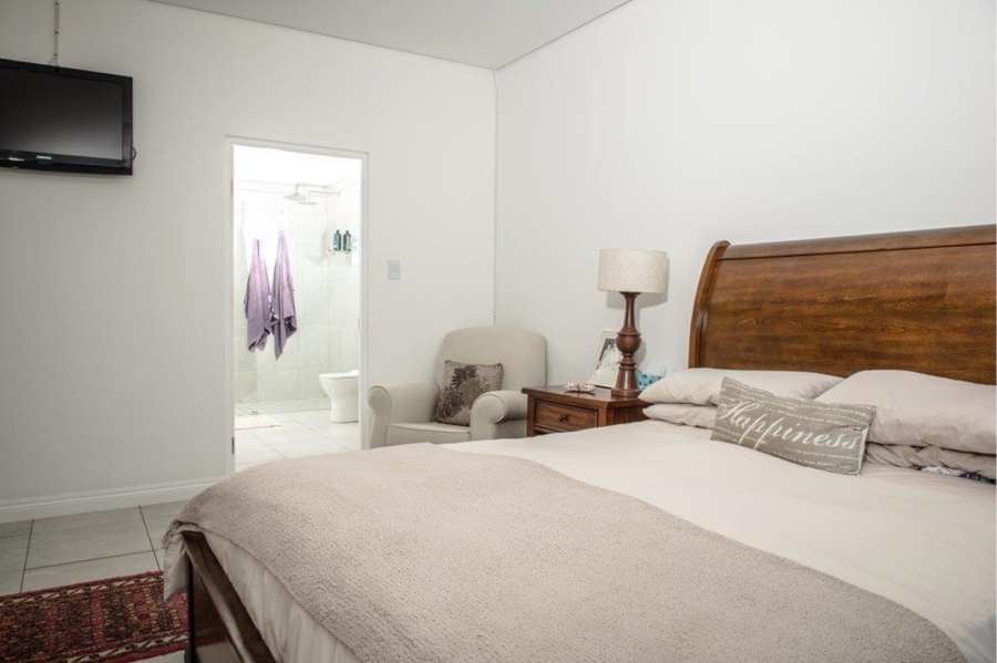 3 Bedroom Property for Sale in Jeffreys Bay Central Eastern Cape